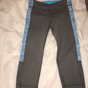gray cropped ivivva leggings